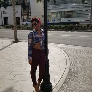 Meet your Posher, Temora